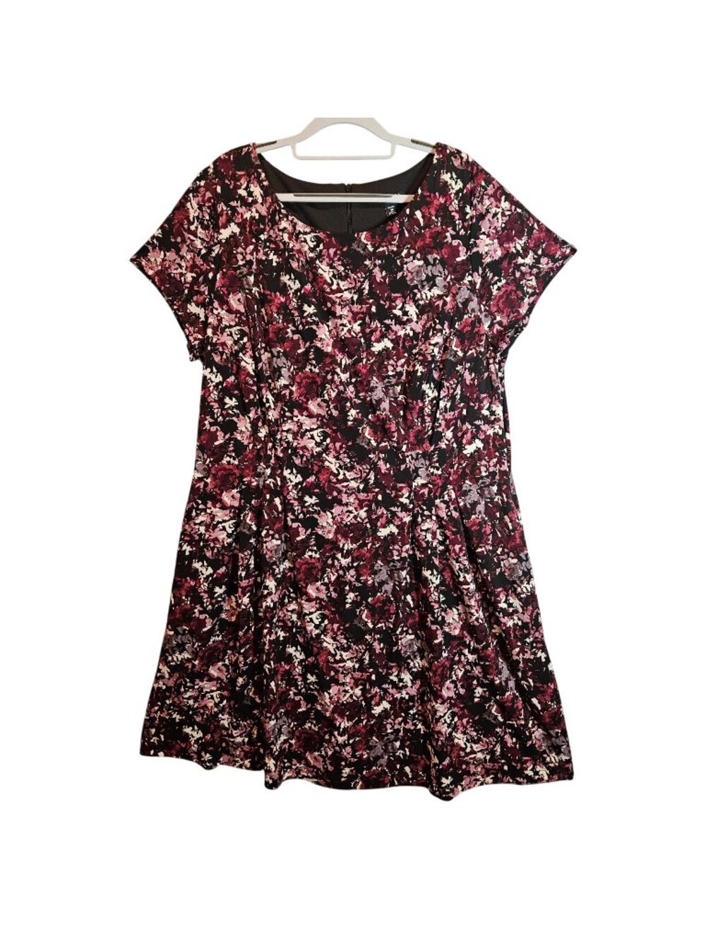 Roz & Ali Floral Print Short Sleeve Dress Womens 18 Black Maroon Pockets Office